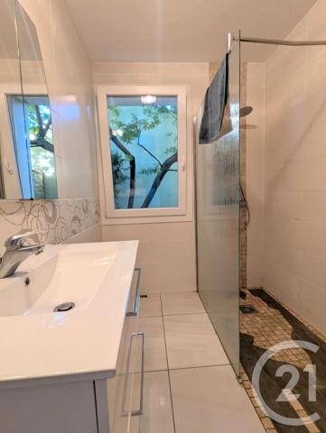 Maison à vendre  8 pièces - 169 m 2   BEZIERS  - 34
