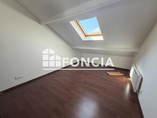 Location Maison 4 pièces 65.22 m² - 44 BIS RUE DE BELLEVUE Angouleme 16000