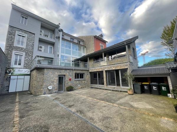 Dpt Hautes Pyrénées (65), à vendre LOURDES immeuble