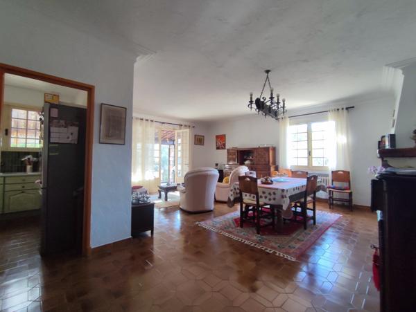 Maison à vendre  5 pièces - 153 m2 CHATEAUNEUF GRASSE - 06