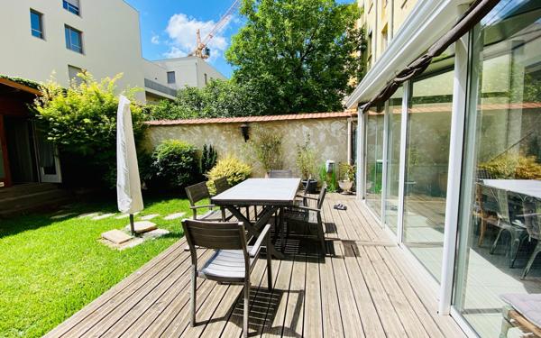 Appartement à vendre    3 pièces • 94,02 m2 Lyon 7