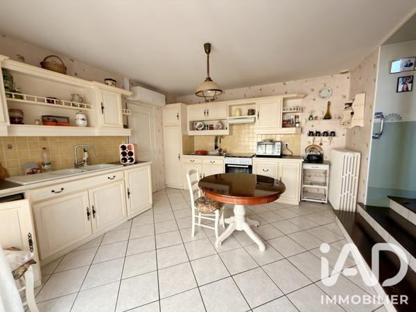 Maison à vendre 5 pièces 115 m² Poitiers