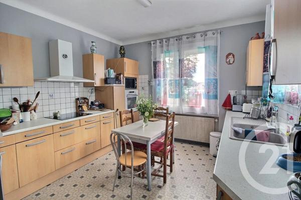 Maison à vendre  6 pièces - 144,93 m 2   MONTLUEL  - 01