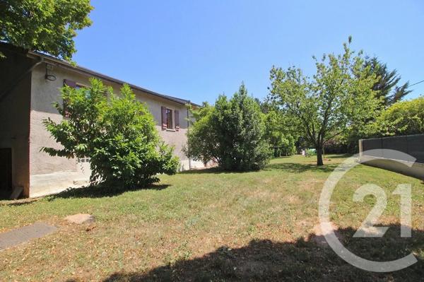 Maison à vendre  6 pièces - 144,93 m 2   MONTLUEL  - 01