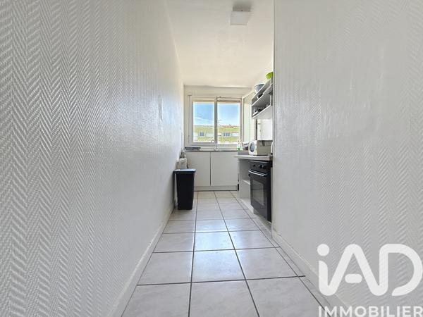 Location appartement 4 pièces 71 m² Saint-Jean-le-Blanc