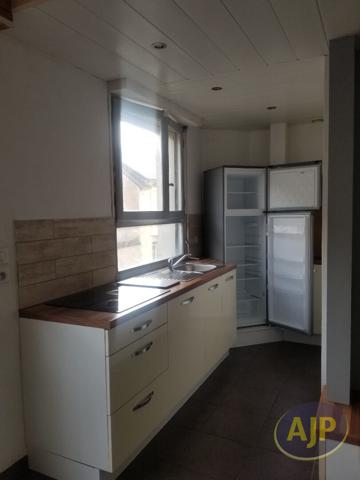 Appartement à louer Cholet : 1 pièces, 24m² avec 0 chambre(s) à 467€ - AJP Immobilier Cholet