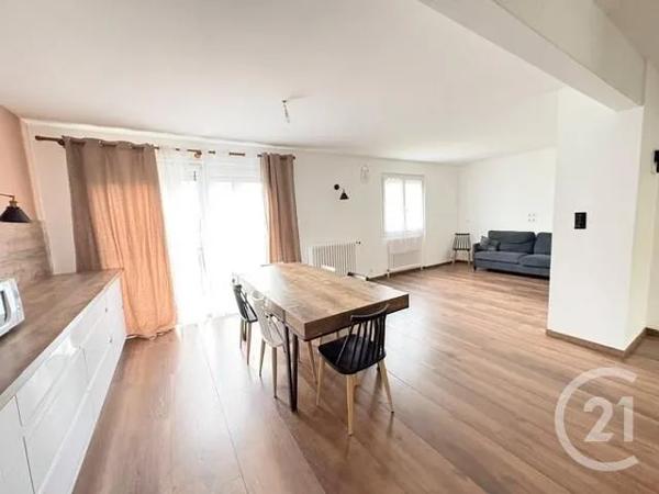 Maison à vendre  7 pièces - 152 m 2   BOURG EN BRESSE  - 01
