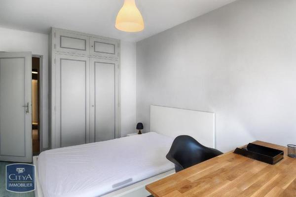 Appartement à louer 4 pièces 74.35m²