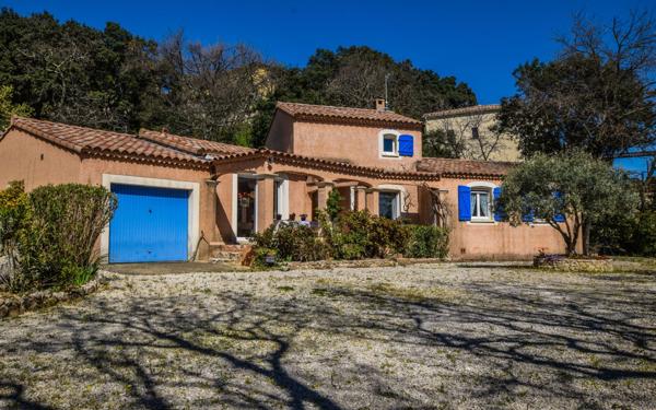 Maison à vendre    4 pièces •  Rochefort-du-Gard