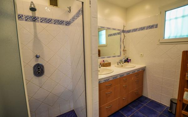 Maison à vendre    4 pièces •  Rochefort-du-Gard