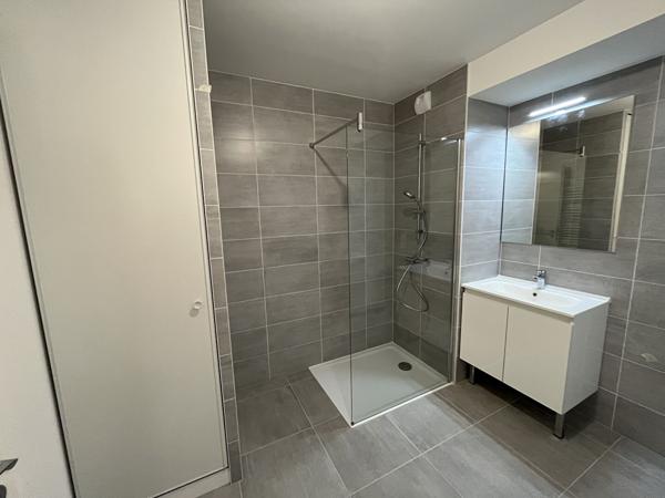 Location appartement 3 pièce(s) 63 m²