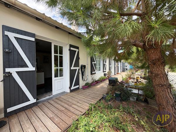 Maison à vendre Pons - 7 pièces, 179m² avec 5 chambre(s) à 378 400€ - AJP Immobilier Pons