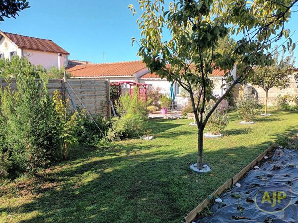 Maison à vendre Pons - 7 pièces, 179m² avec 5 chambre(s) à 378 400€ - AJP Immobilier Pons