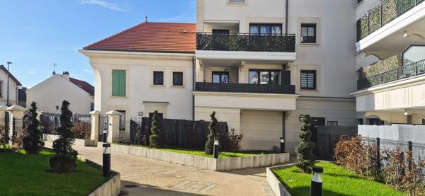 Appartement de 4 pièces avec parking et balcon