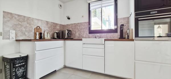 Appartement de 4 pièces avec parking et balcon