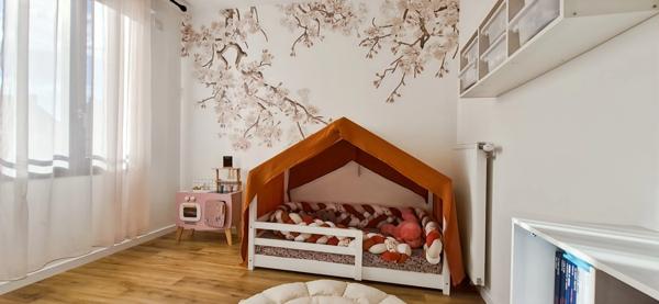 Appartement de 4 pièces avec parking et balcon