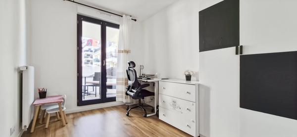 Appartement de 4 pièces avec parking et balcon