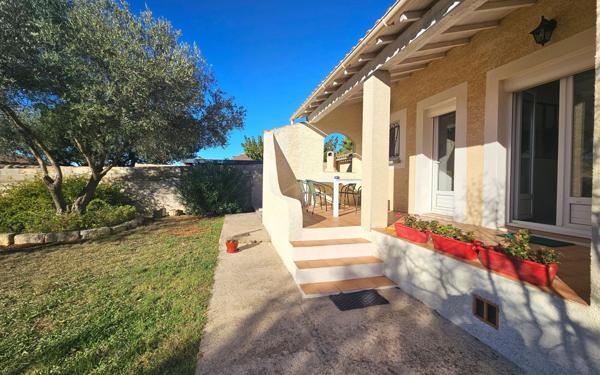 Maison à vendre    5 pièces •  Vauvert