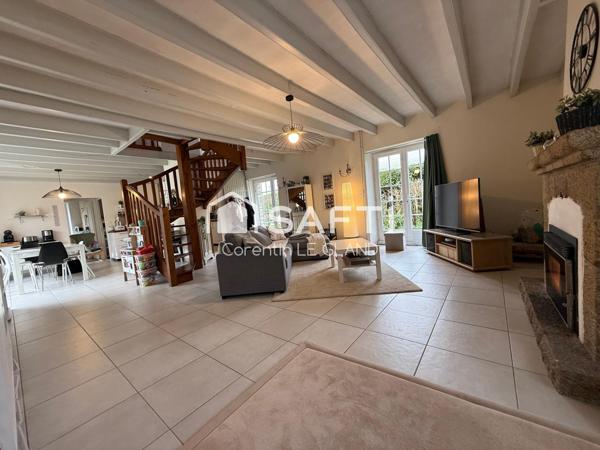 Maison en pierre à deux pas des commodités