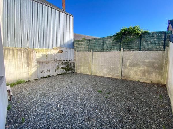 A LOUER - Studio plein centre de MERDRIGNAC