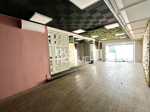 Local commercial 190 m²