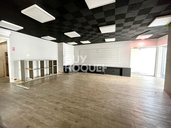 Local commercial 190 m²