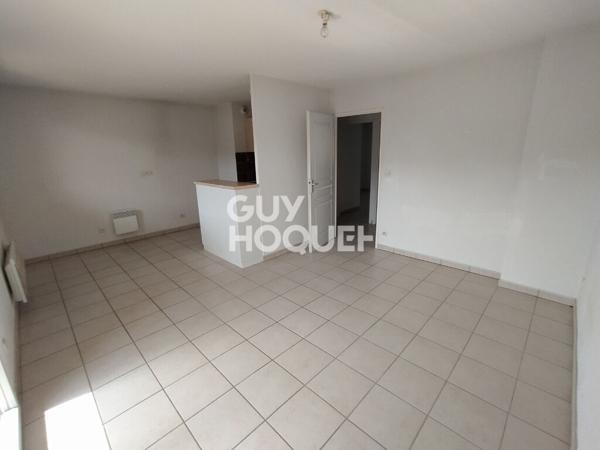 APPARTEMENT T3 - NON MEUBLÉ - PARKING - BALCON - PISCINE