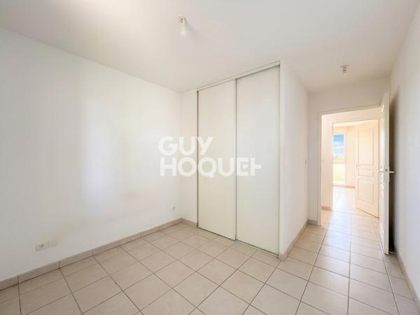 APPARTEMENT T3 - NON MEUBLÉ - PARKING - BALCON - PISCINE