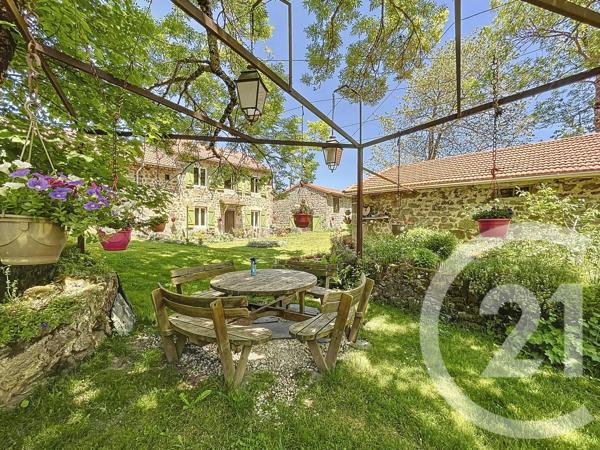 Maison à vendre  9 pièces - 341 m 2   STE SIGOLENE  - 43