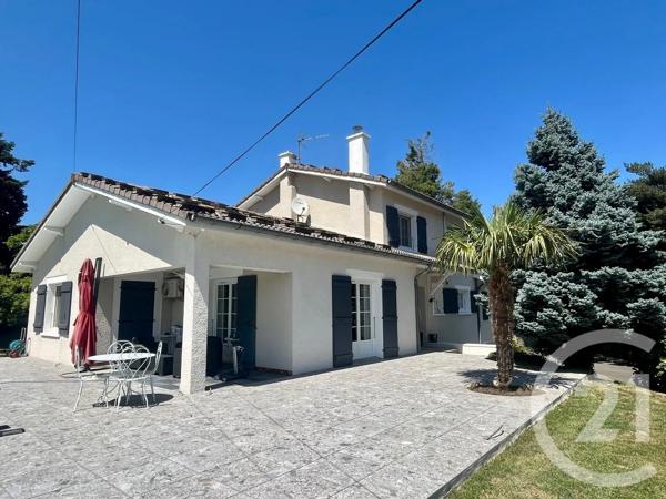 Maison à vendre  9 pièces - 341 m 2   STE SIGOLENE  - 43