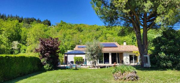 Maison T7 de 208 m² - Porte d'Agen