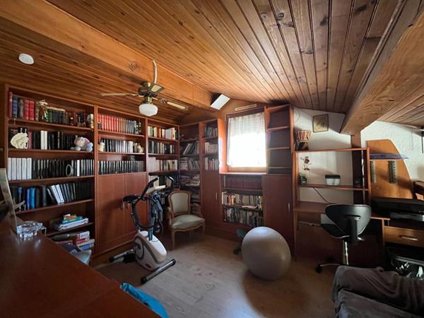 Maison T7 de 208 m² - Porte d'Agen