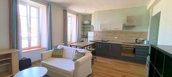 Appartement centre-ville,  proche, faculté de médecine et hôpital Morvan.