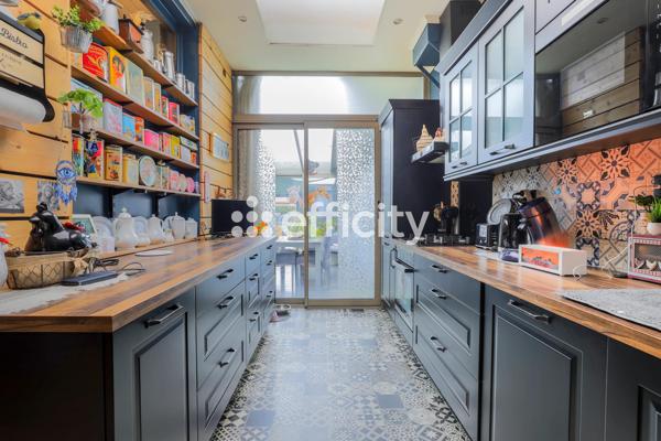 Maison 7 pièces - 158 m² Exclusivité efficity