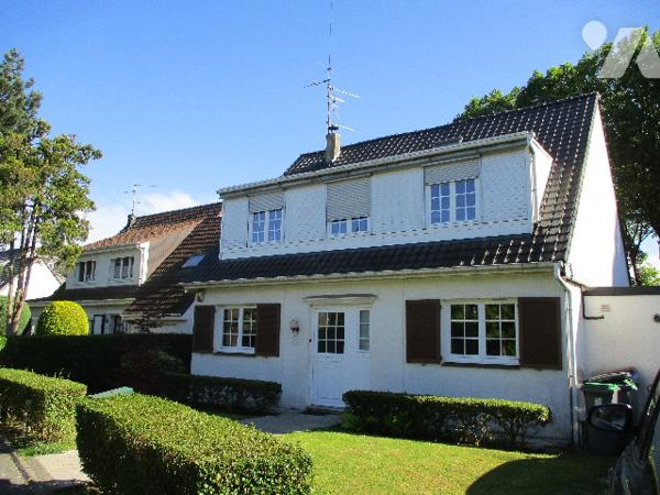 Marcq Collège Maison Indiv   sur 600 m2