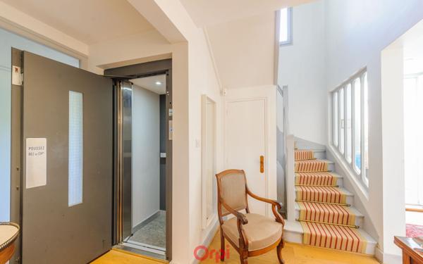 Maison à vendre    5 pièces • 170 m2 La Rochelle