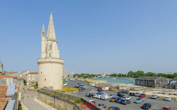 Maison à vendre    5 pièces • 170 m2 La Rochelle