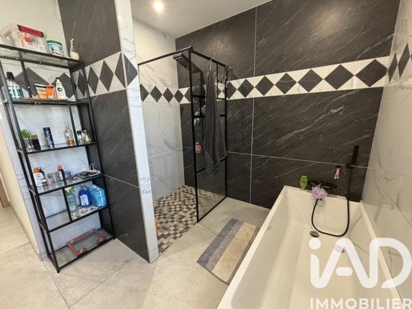 Maison à vendre 5 pièces 168,39 m² Montussan