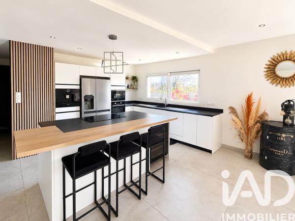 Maison à vendre 5 pièces 168,39 m² Montussan
