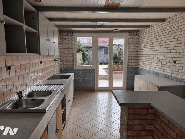 MAISON DE VILLE AVEC JARDIN EXPOSÉ SUD – PROCHE DU PARC SAINT-PIERRE