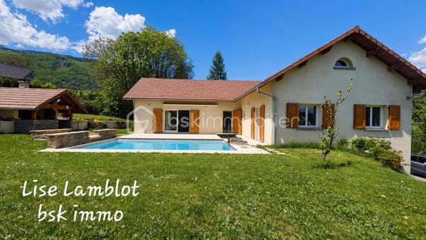 Maison de 211 m²