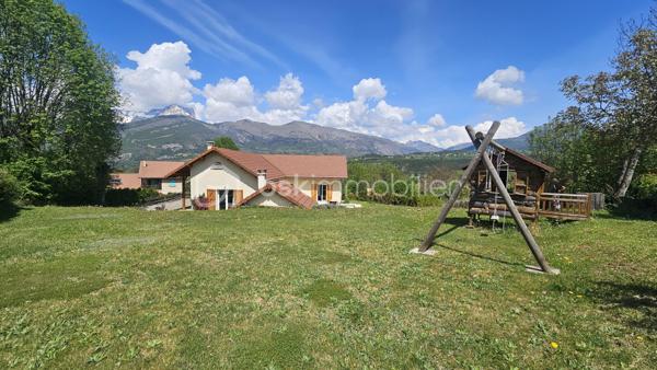 Maison de 211 m²