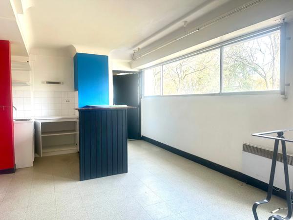 Rare place verdun à Saumur à louer un local commercial de 268m²