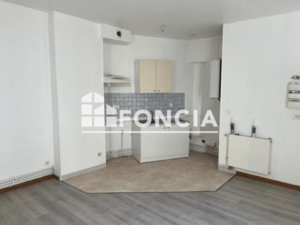 Location Appartement 2 pièces 37.75 m² - 10 RUE SAINT MARTIN Chateau Thierry 02400