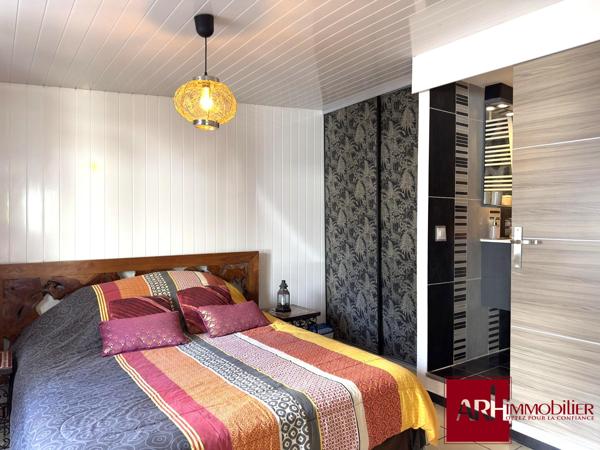 A vendre - Très belle Villa - Le Guillaume Saint-Paul - Terrain bien arboré - F5 - Larges varangues