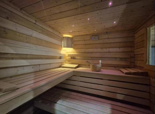 Maison de caractère de 290m2 avec sauna et jacuzzi