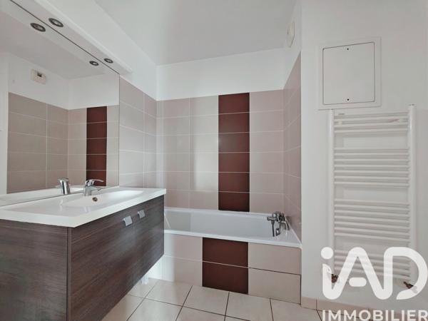 Appartement à vendre 3 pièces 58 m² Vénissieux