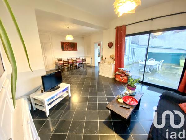 Immeuble à vendre 310 m² Saint-Quentin