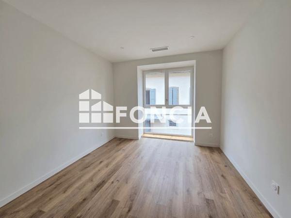 Location Appartement 5 pièces 134.3 m² - 16 CHEMIN DE LA CHICANE Meylan 38240