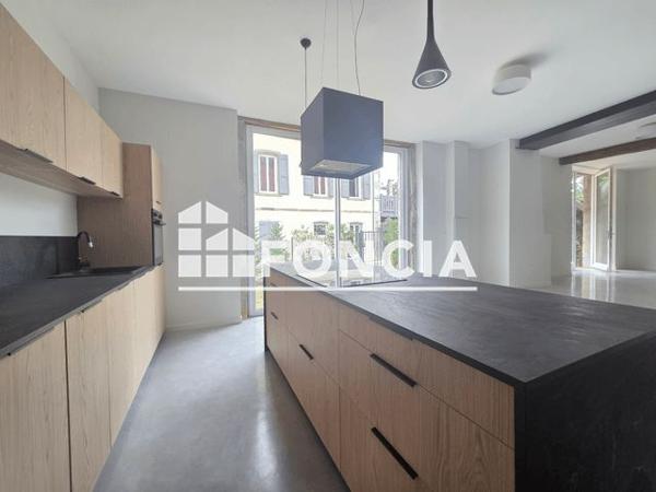 Location Appartement 5 pièces 134.3 m² - 16 CHEMIN DE LA CHICANE Meylan 38240